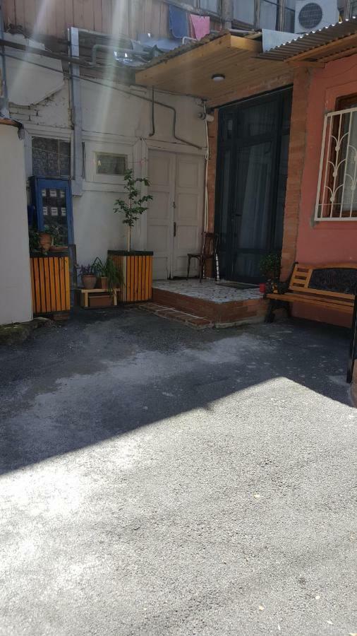 Tiflis Hut Apartment Exterior photo